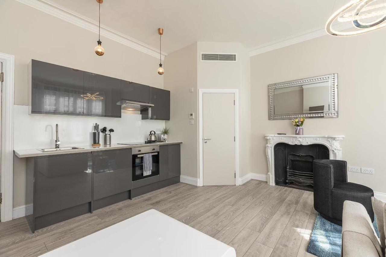 Air Conditioned Apt High St Kensington Londres Extérieur photo