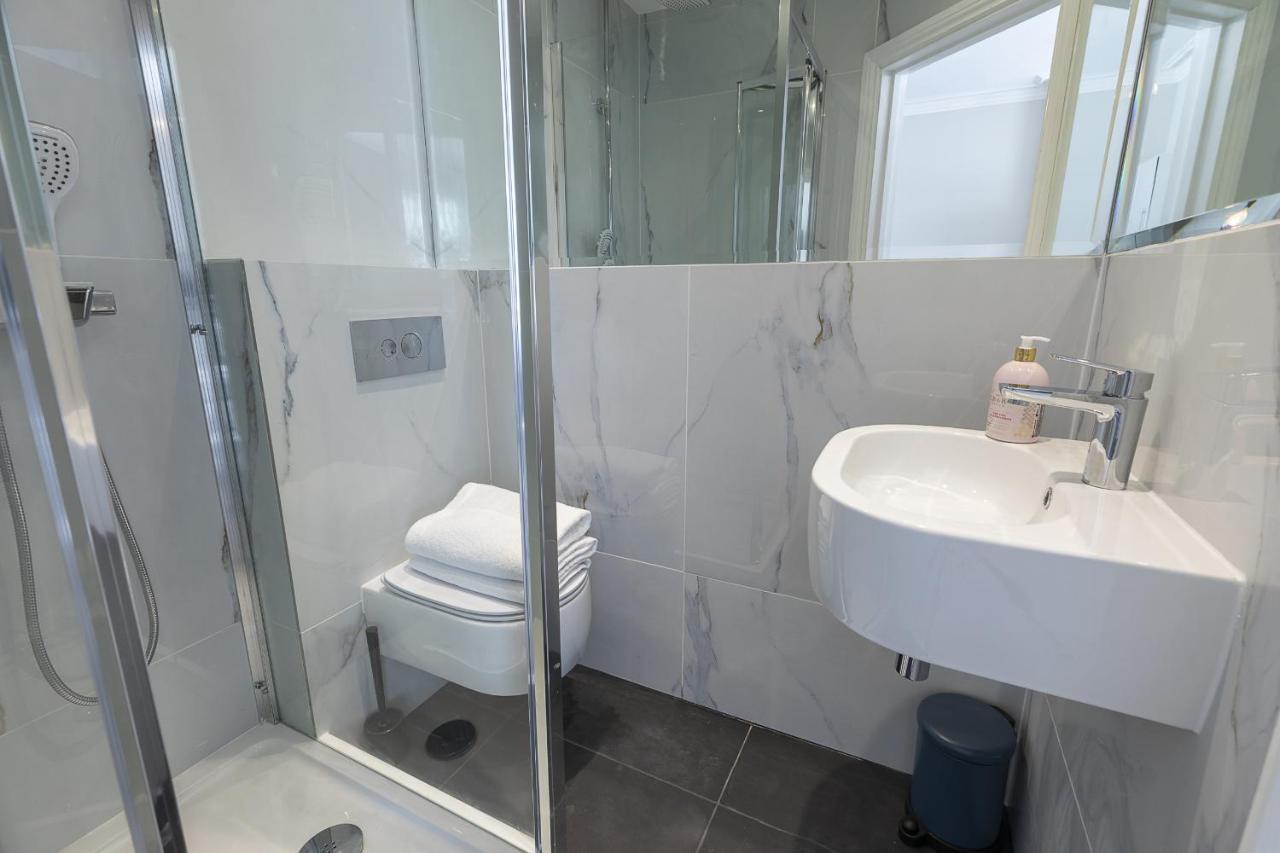 Air Conditioned Apt High St Kensington Londres Extérieur photo