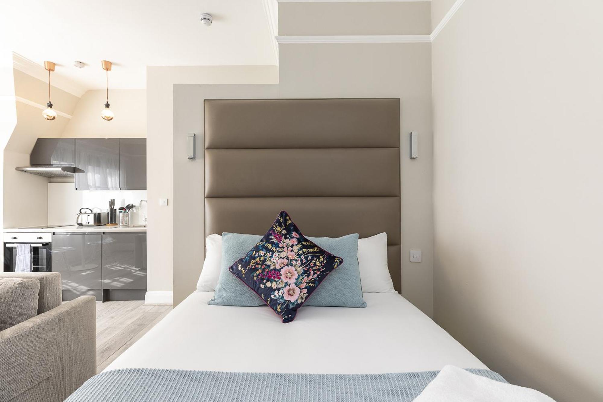 Air Conditioned Apt High St Kensington Londres Extérieur photo