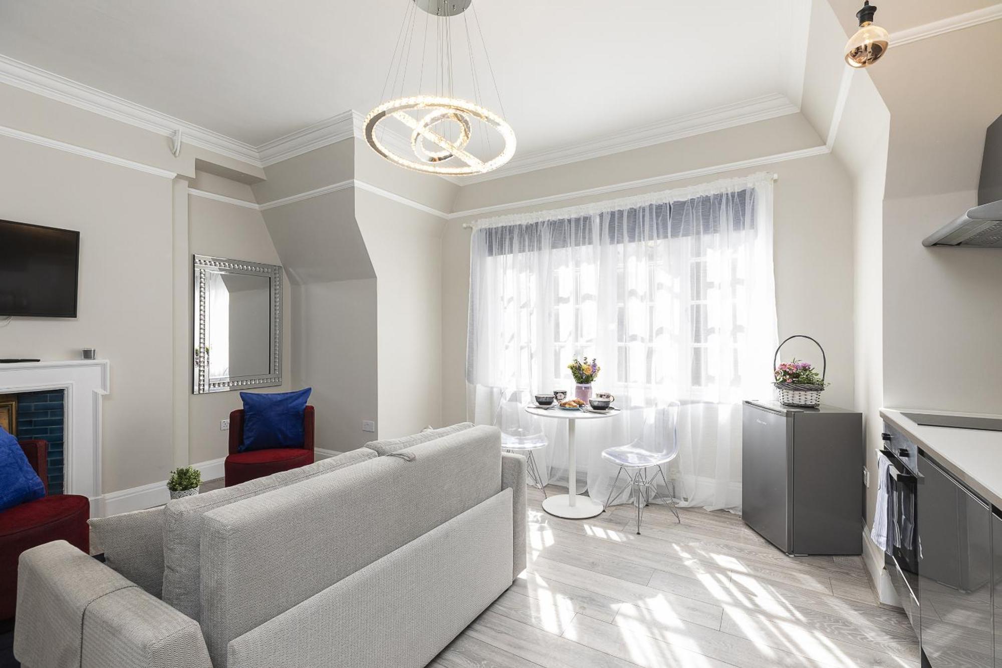 Air Conditioned Apt High St Kensington Londres Extérieur photo